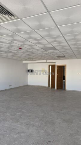 مكتب وسط أكبر شوارع تمارة - 2