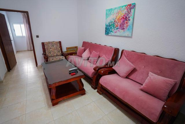 شقة جميلة للكراء في شارع ميرامار مرتيل، الشاطئ - 2