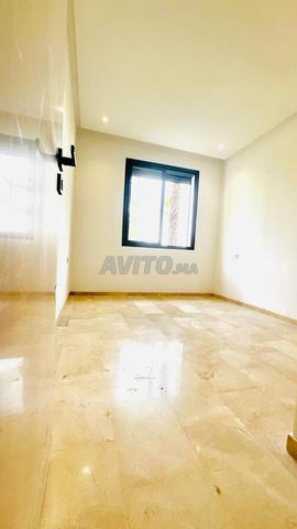 شقة جديدة للإيجار - 2