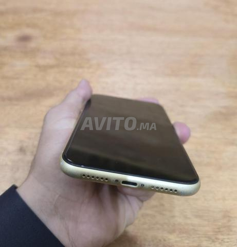 iPhone XR 128 Go – Bon état