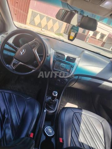 HYUNDAI ACCENT - 2