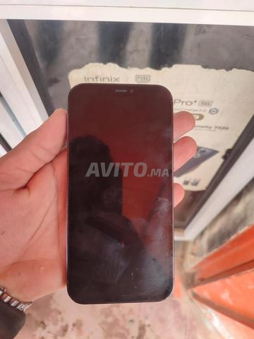 هاتف في حالة جيدة - 2