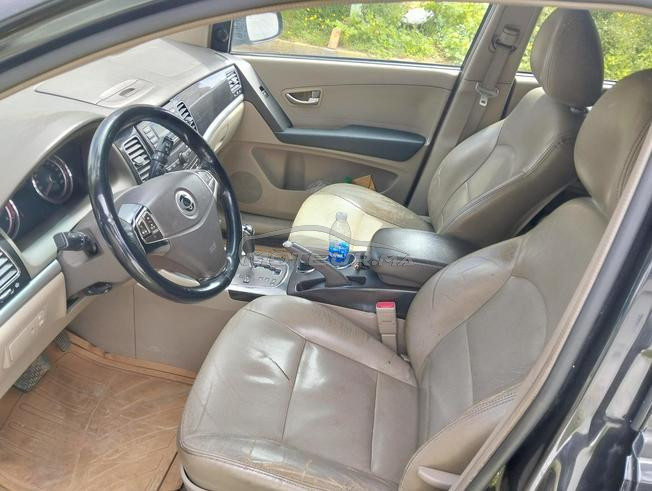 voiture SsangYong korando motor mercedes