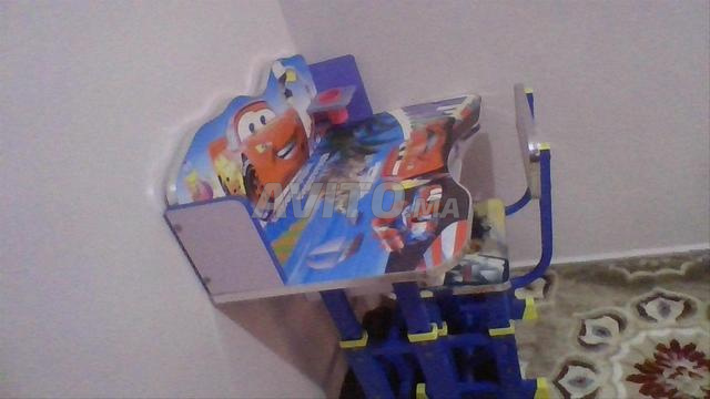 مكتب للأطفال