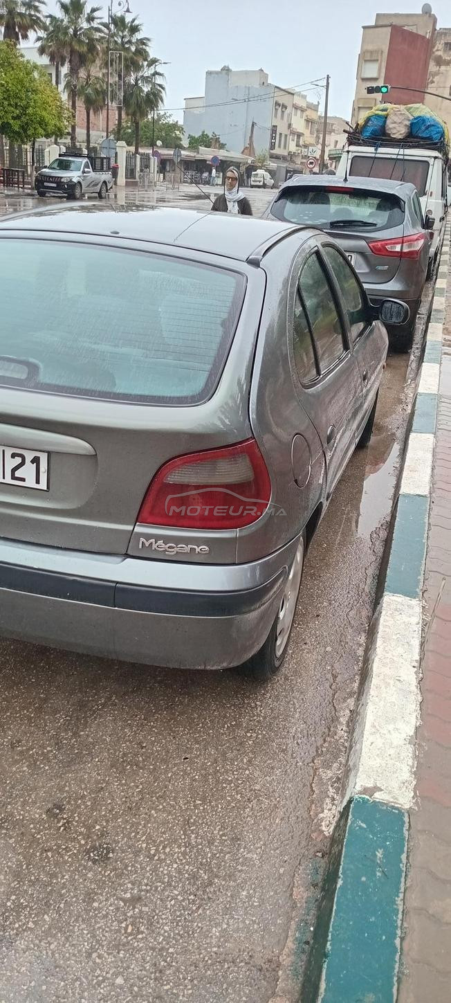 vhcle en  très bonne état 