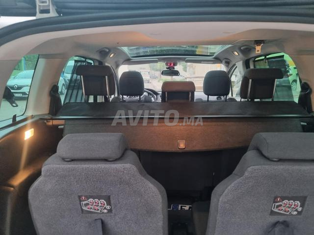 بيجو 5008 2025 7 مقاعد - 2