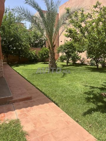 VILLA PLAIN PIED avec beau jardin - 2