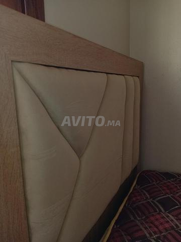 lit 🛌 1 place - 2