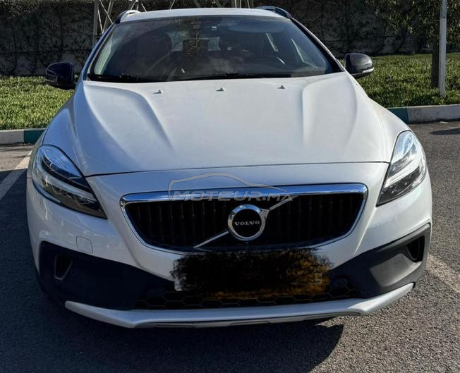 volvo v40 cross country