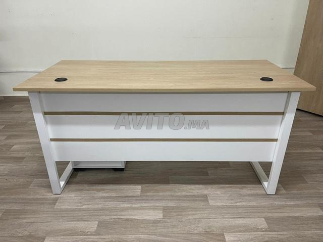 BUREAU AVEC RETOUR ET CAISSON