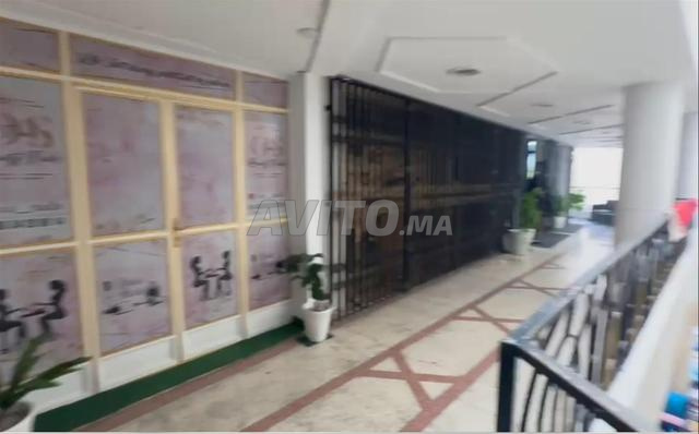 محل تجاري للبيع بتطوان شارع الوحدة