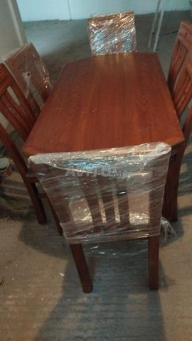 طاولة طعام خشبية - 2