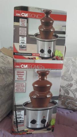 نافورة شوكولاتة جديدة للحفلات وحفلات الزفاف