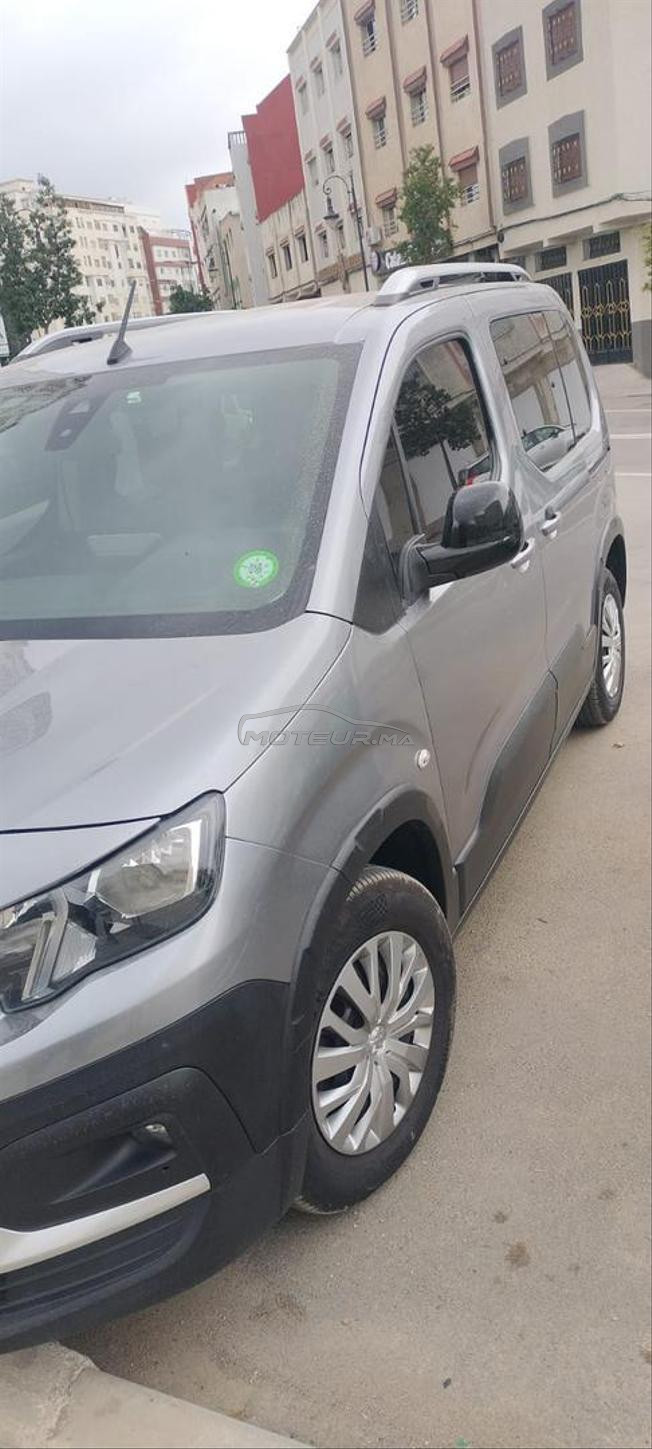 Peugeot Rifter Diesel Manuelle 2022 à Tanger