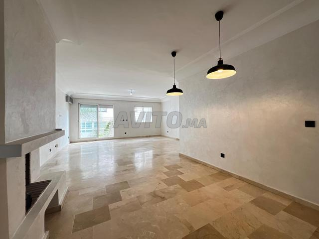 للإيجار 3 غرف نوم - فارغ في فال فلوري واسع - 2