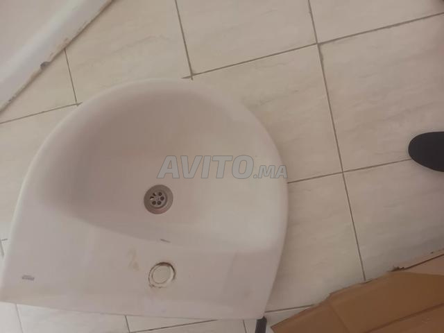 مغسلة وحوض استحمام للبيع - 2