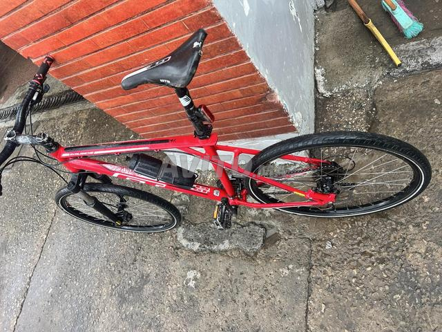 Vélo marque GT-Shimano - 2