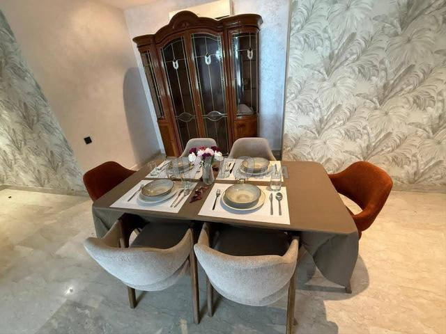 شقق مفروشة فاخرة بالعيون للعائلات - 2