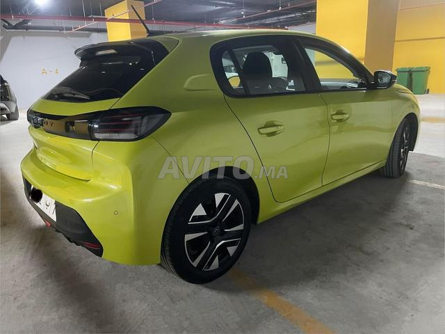 Peugeot 208 Diesel Manuelle 2025 à Casablanca