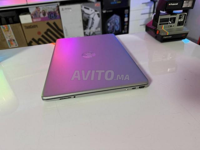 Ordinateur portable HP 15s AMD Ryzen 5 8Go 256Go