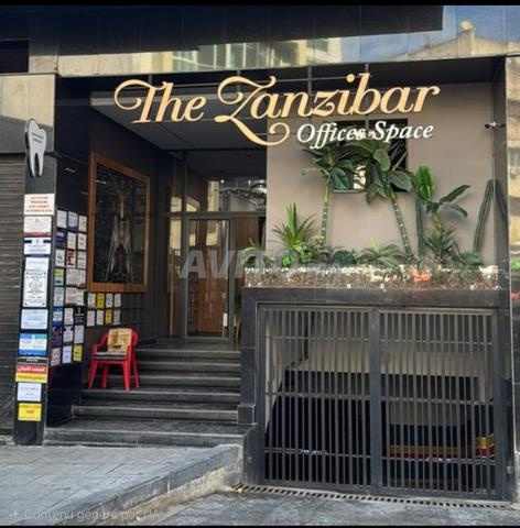 مكتب بمساحة 65 متر مربع - 2