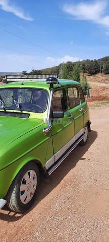 Renault R4 Essence Manuelle 1987 à Azrou