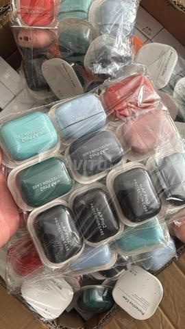 Air pods ايفون بـ 150 درهم بوشيط فبور او توصيل فبور