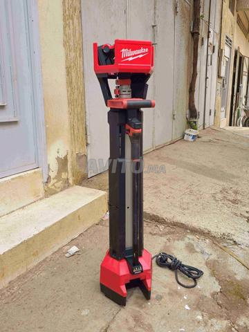 Projecteur fil/sans-fil Milwaukee 18v