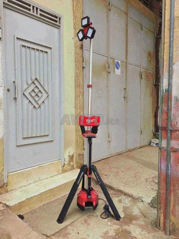 Projecteur fil/sans-fil Milwaukee 18v - 2