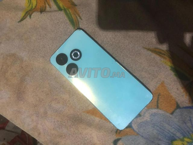 Téléphone bien, propre, léger, bienvenue - 2