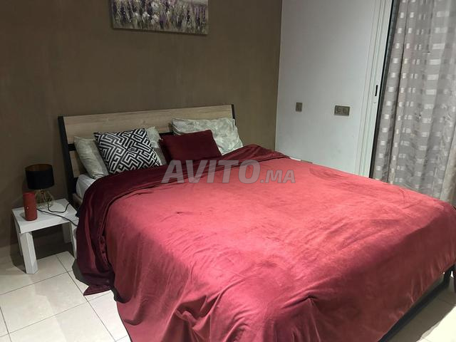 Lit avec matelas 160x180 - 2