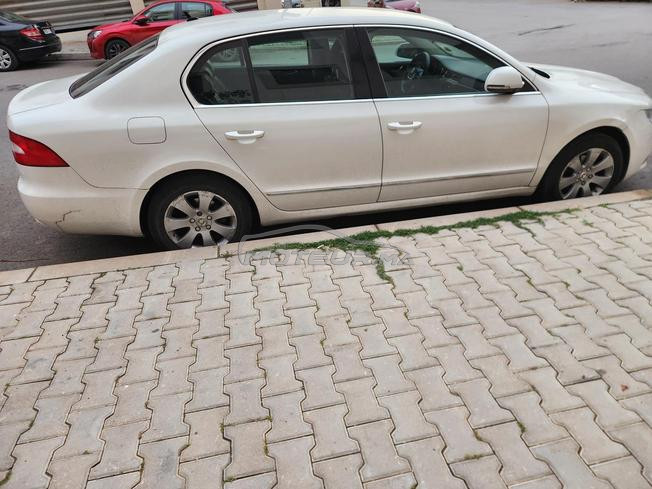 Skoda Superb Diesel Manuelle 2010 à Temara