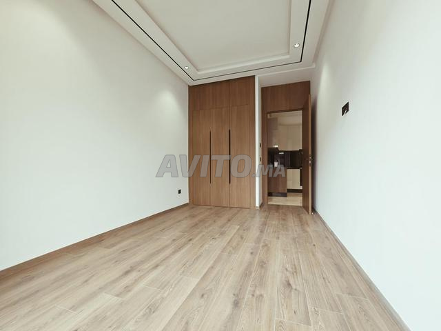 Studio neuf vide à louer à Californie - image 5