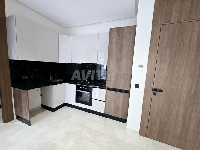 Studio neuf vide à louer à Californie - image 4