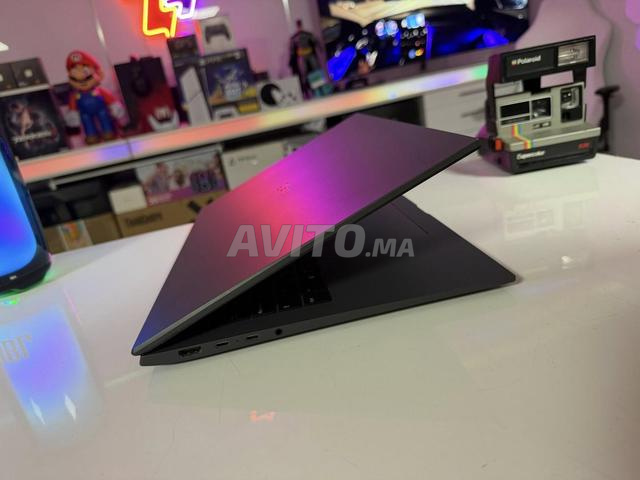 LG Gram 17 Ai copilot 2025 Intel Ultra 7 32GB RAM