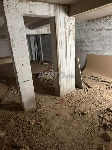 محل تجاري مع قبو - 2