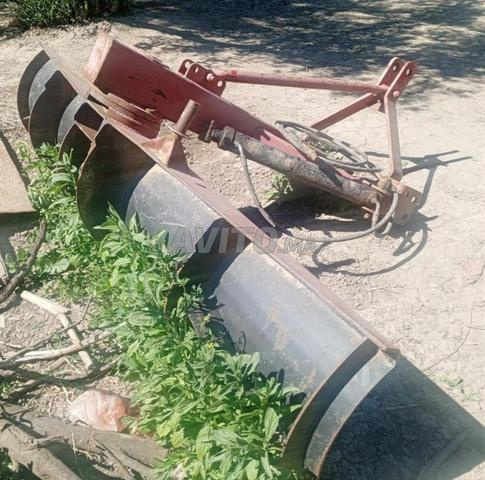 Lame niveleuse tracteur - 2