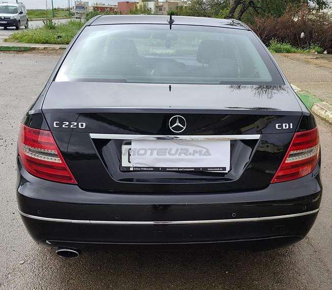 Mercedes-Benz 220 Diesel Automatique 2011 à Meknès