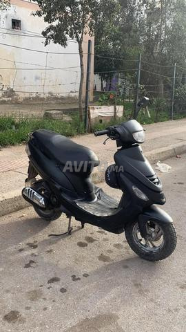 MOTO SCOOTER RAMZI - 2
