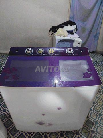غسالة عادية 13 كيلو بسعر 900 درهم، لا توجد بها عيوب