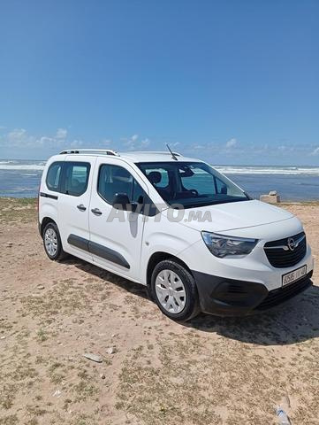 Opel Combo, voiture en excellent état, première main - 2