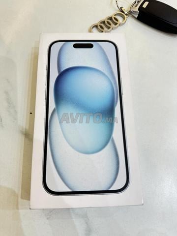 iPhone 15 neuf 128 Go