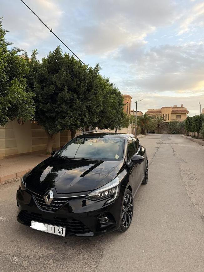 Clio 5 intense 2022 excelent état