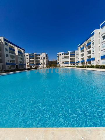 شقق فاخرة بالمسبح للبيع بمدينة مرتيل - 2