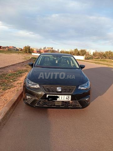 Seat Ibiza Essence Version BLACK EDITION à Oujda