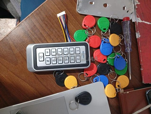 Clavier d'accès professionnel pour immeubles - 2