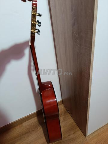 جيتار أكوستيك فلورنسيا - 2