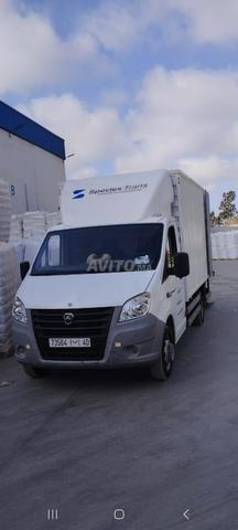 Camion Gazelle avec hayon - 2