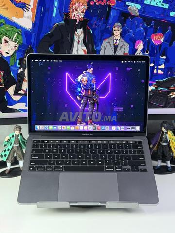 MacBook Pro M2 16Go 1To officiel