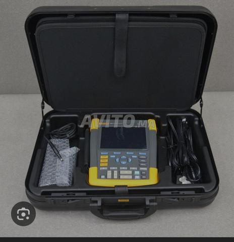 FLUKE SCOP METER 190-062 2CH 60MHZ 625ms/s - 2